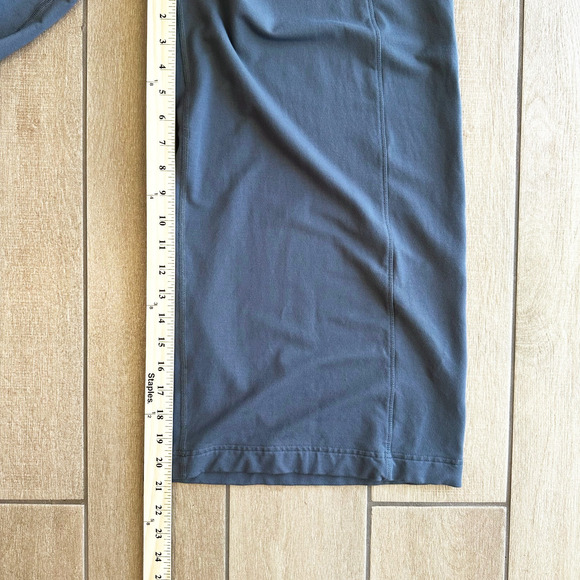 Lululemon Womens Wide Leg Crop Sweatpants Size 6 Lounge Soft Pull-On Athleisure - Picture 8 of 10